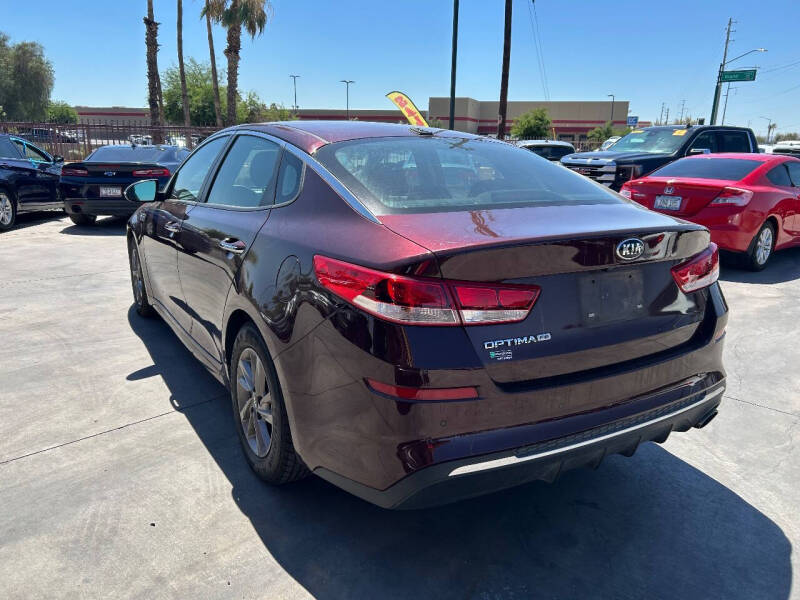 2020 Kia Optima LX