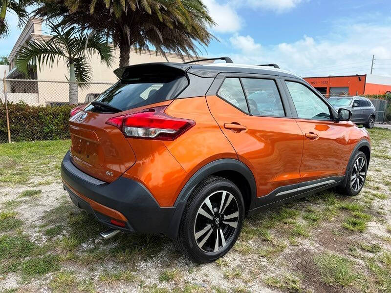 2018 Nissan Kicks SR
