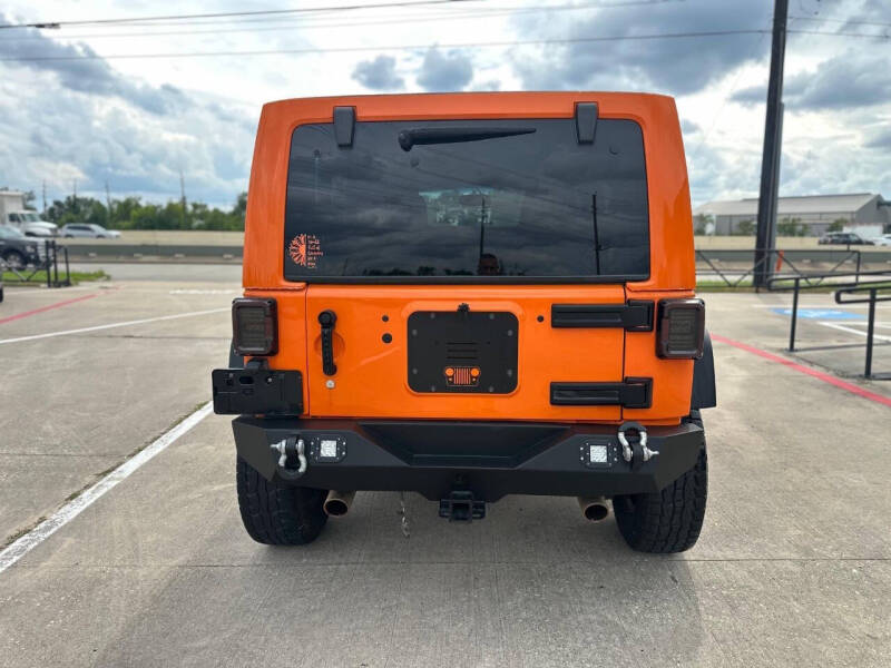 2013 Jeep Wrangler Unlimited Sahara