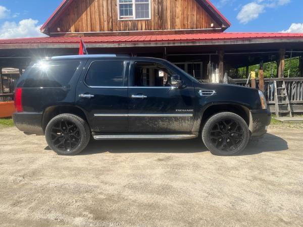 2014 Cadillac Escalade Luxury