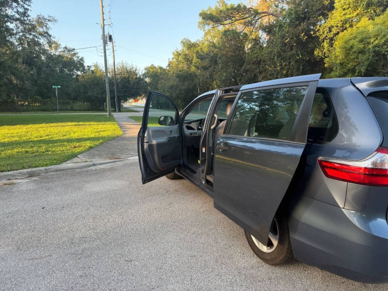 2015 Toyota Sienna L 7-Passenger