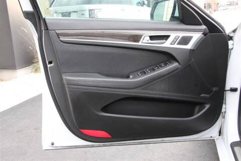 2015 Hyundai Genesis