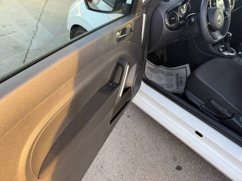 2014 Volkswagen Beetle 1.8T Entry PZEV