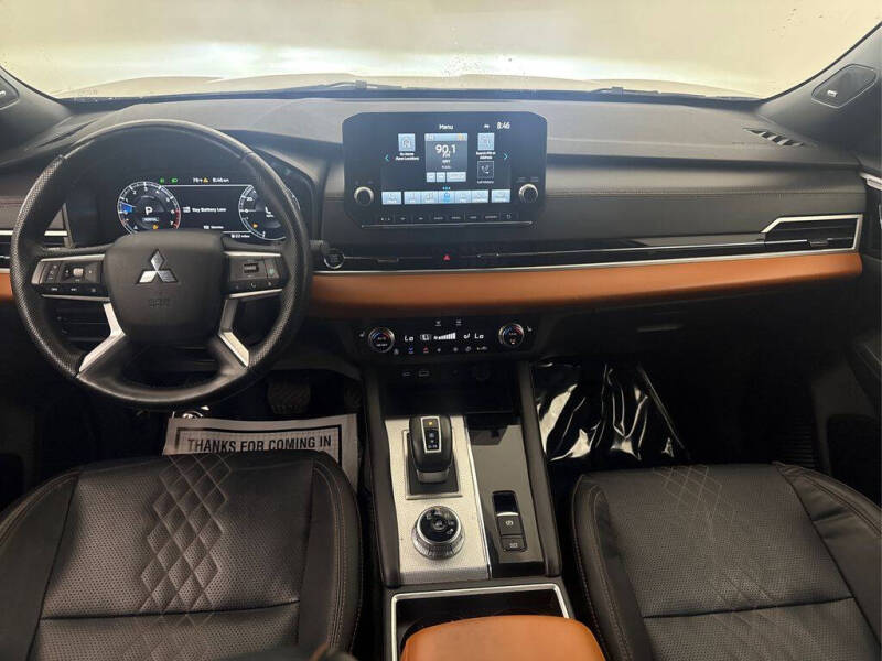 2023 Mitsubishi Outlander SEL