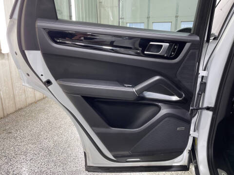 2021 Porsche Cayenne Turbo