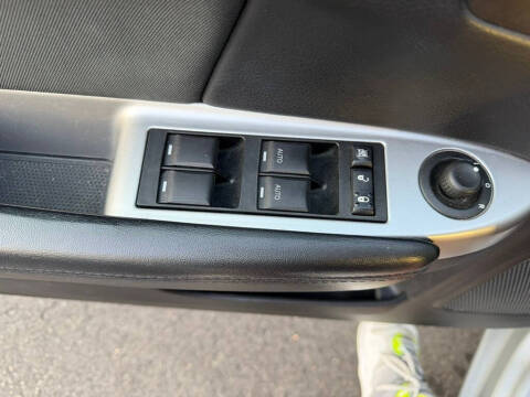 2011 Chrysler 200 Touring