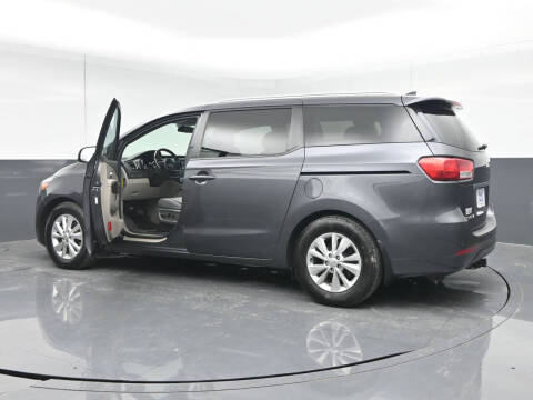 2017 Kia Sedona LX