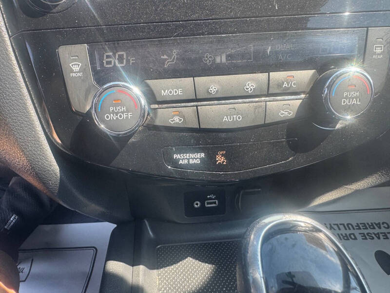 2018 Nissan Rogue S
