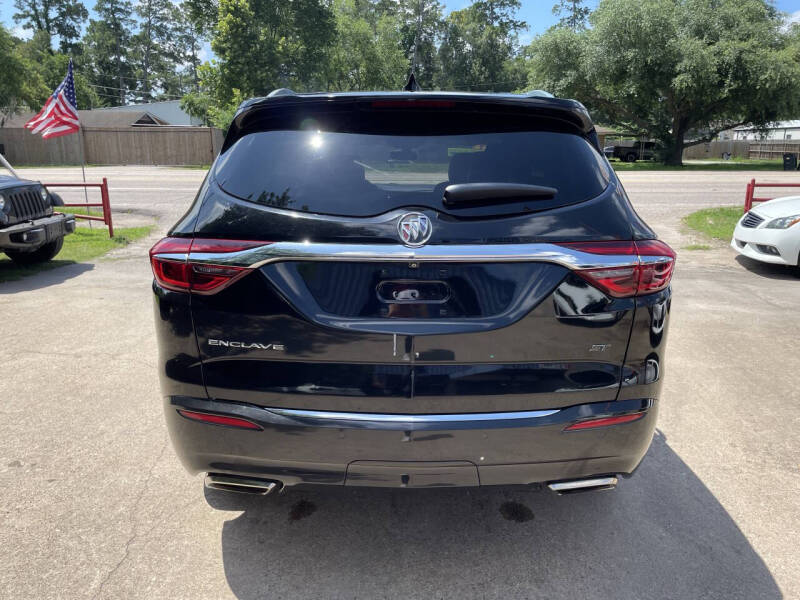2021 Buick Enclave Essence