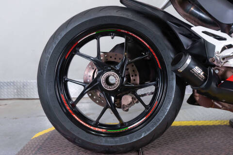 2020 Ducati Panigale V2