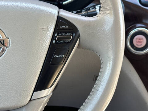 2017 Nissan Quest SV