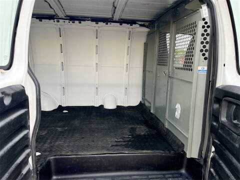 2024 Chevrolet Express 2500