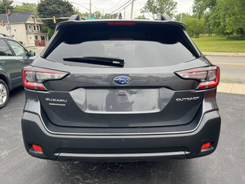 2023 Subaru Outback Premium