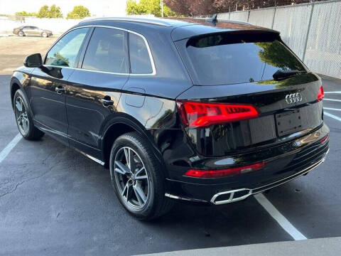 2020 Audi Q5 e quattro Premium 55 TFSI