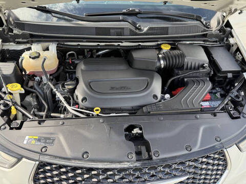 2021 Chrysler Pacifica Touring L