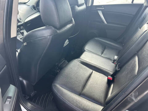 2013 Mazda MAZDA3 i Grand Touring