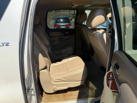 2011 Chevrolet Suburban LTZ