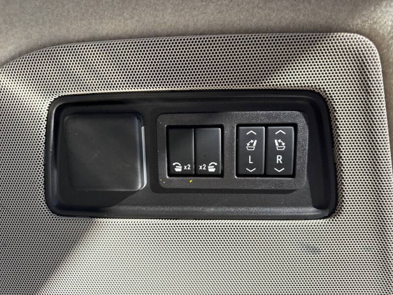 2023 Cadillac Escalade Premium Luxury Platinum