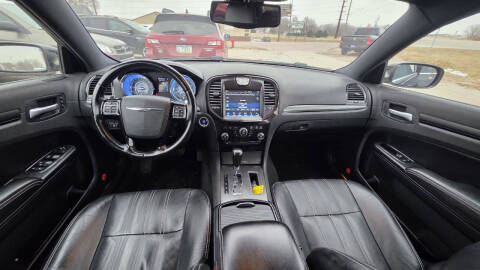 2012 Chrysler 300 S V8