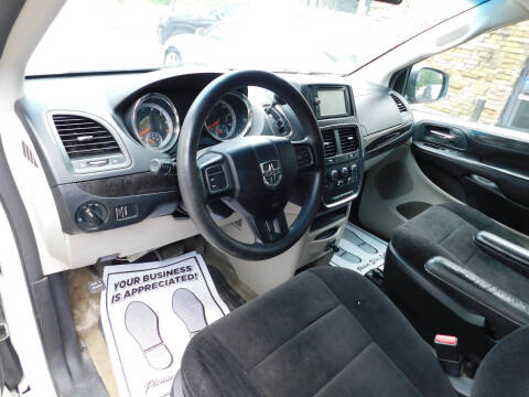 2013 Dodge Grand Caravan SE