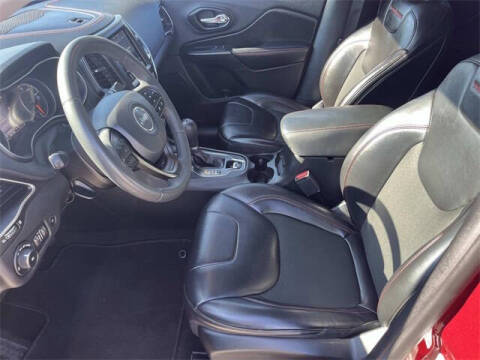 2020 Jeep Cherokee Trailhawk