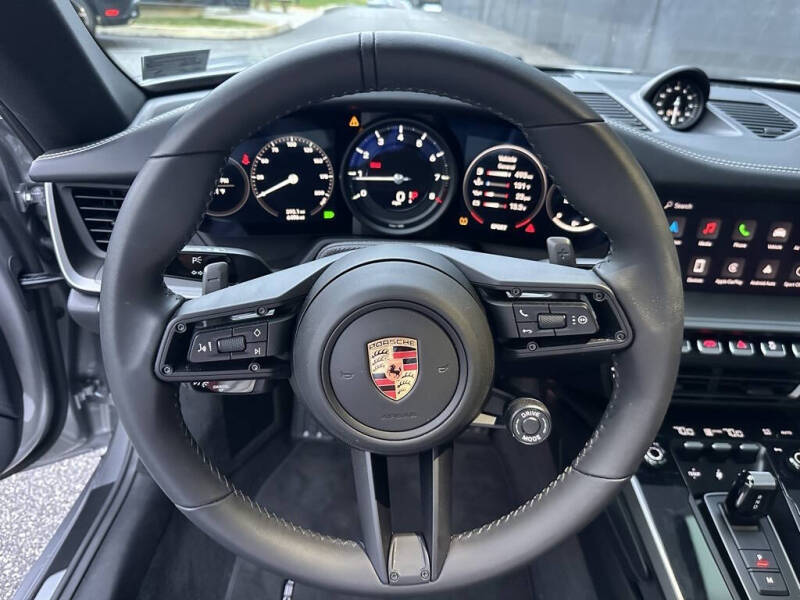 2024 Porsche 911 Carrera