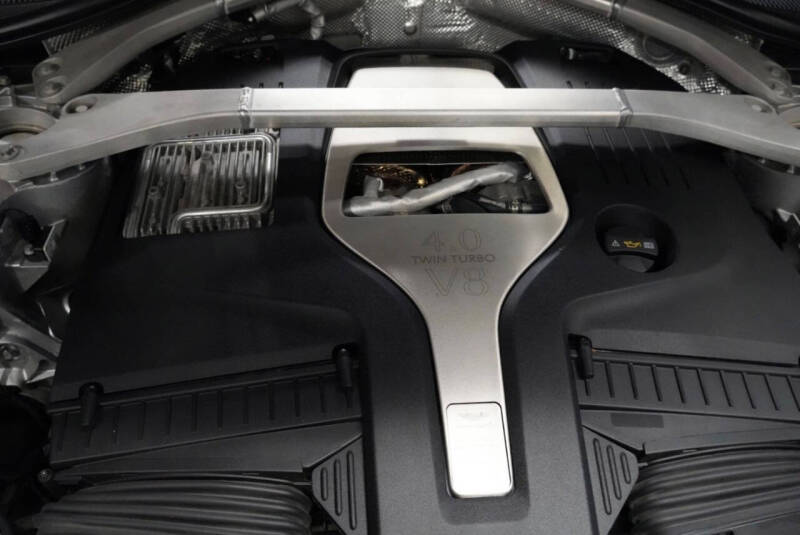 2021 Aston Martin DBX