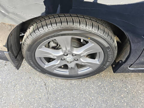 2017 Toyota Sienna SE 8-Passenger