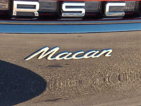 2022 Porsche Macan