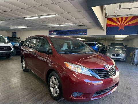 2017 Toyota Sienna for sale at Day & Night Truck Sales in Tempe AZ