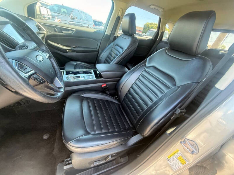 2020 Ford Edge SEL