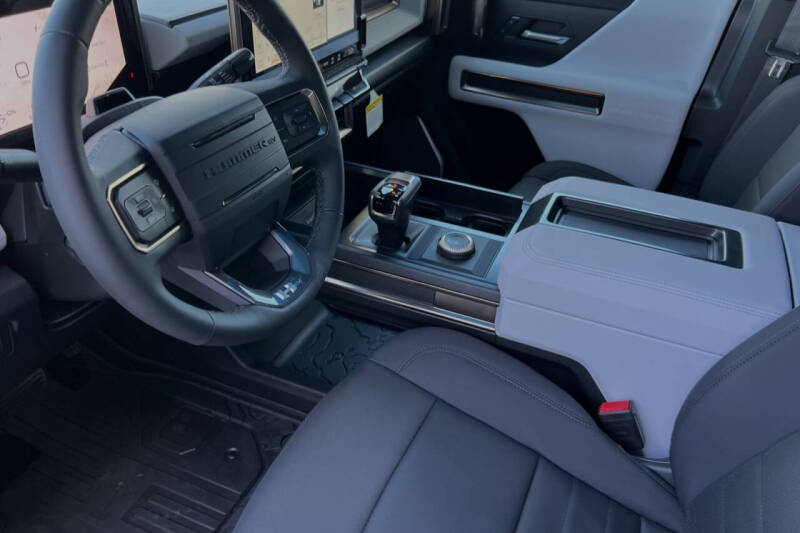 2024 GMC HUMMER EV 2X