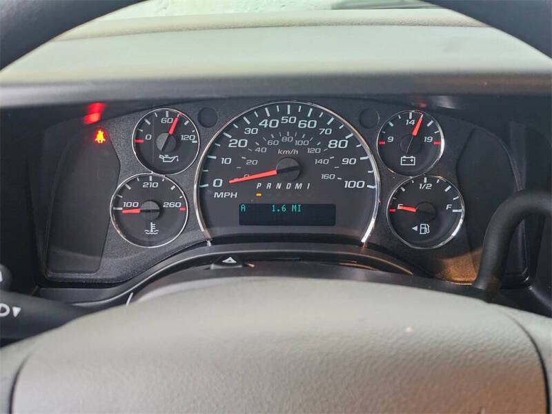 2025 Chevrolet Express 3500