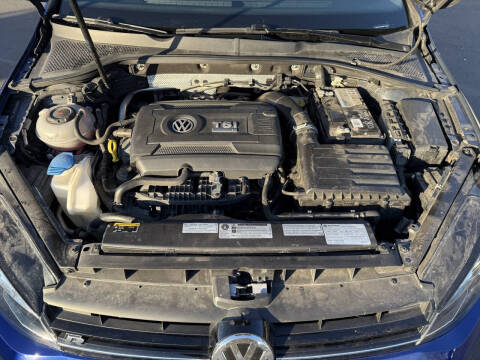 2019 Volkswagen Golf R 4Motion