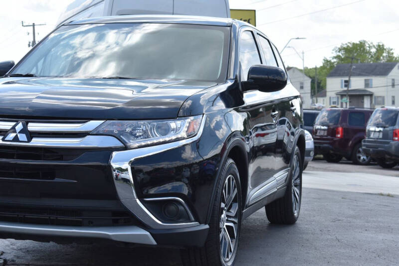 2018 Mitsubishi Outlander ES