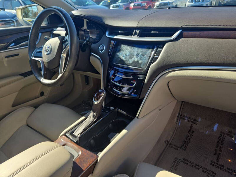 2014 Cadillac XTS Luxury Collection