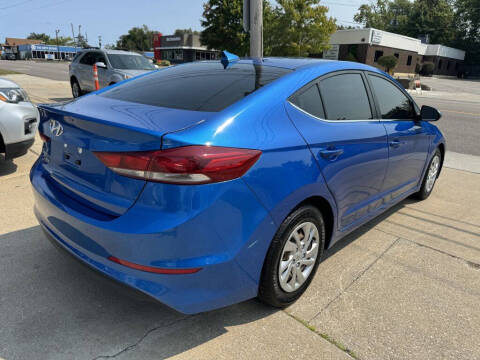2017 Hyundai Elantra
