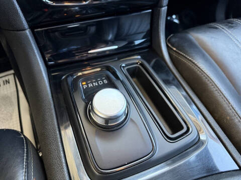 2023 Chrysler 300 S V6