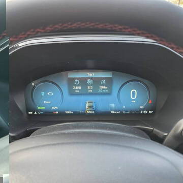 2026 Ford Escape Hybrid ST-Line Select