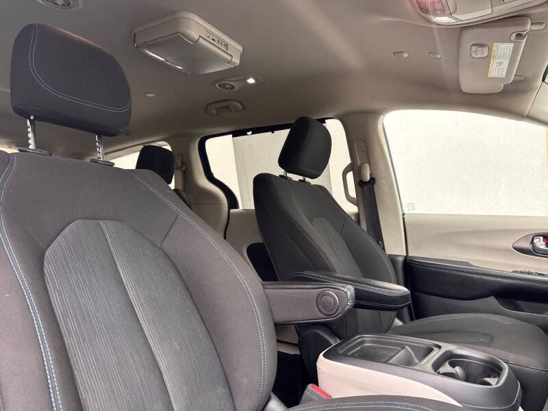 2021 Chrysler Pacifica Touring