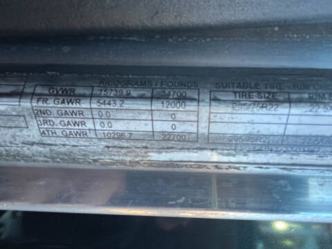 2010 Peterbilt 384