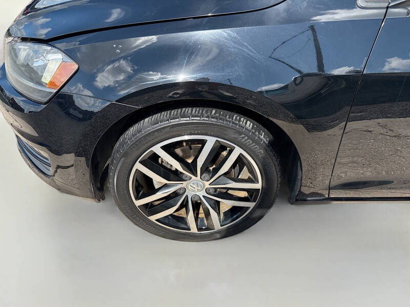 2015 Volkswagen Golf TSI S