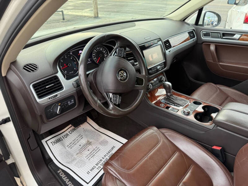 2011 Volkswagen Touareg TDI Executive