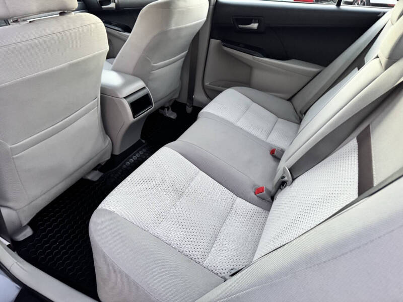 2014 Toyota Camry LE