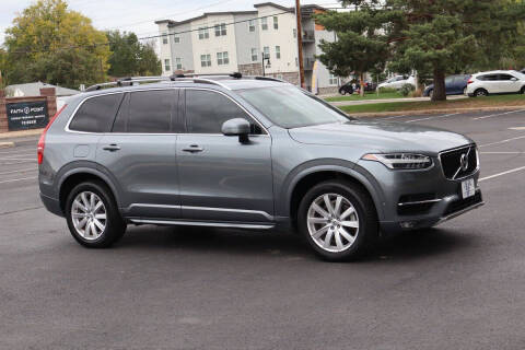 2018 Volvo XC90 T6 Momentum