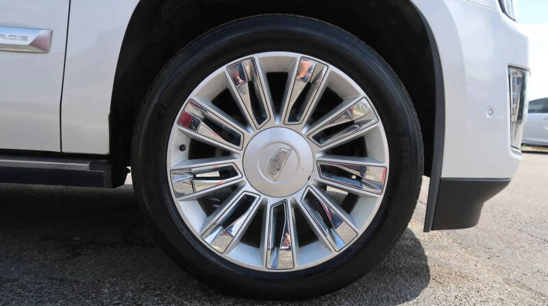 2017 Cadillac Escalade Platinum