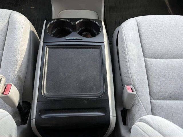 2016 Toyota Sienna LE 8-Passenger