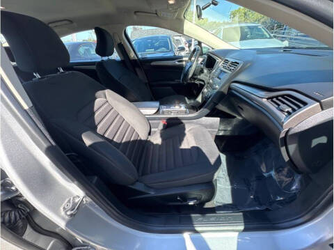 2018 Ford Fusion Hybrid SE