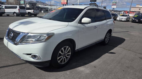 2015 Nissan Pathfinder SV