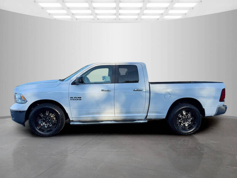 2017 RAM 1500 SLT